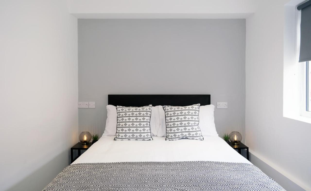 The Kop End Hotel By Serviced Living Liverpool Esterno foto