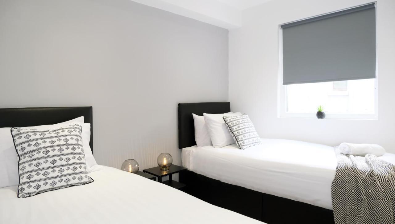 The Kop End Hotel By Serviced Living Liverpool Esterno foto