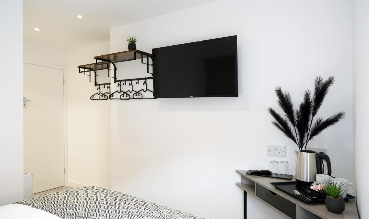The Kop End Hotel By Serviced Living Liverpool Esterno foto